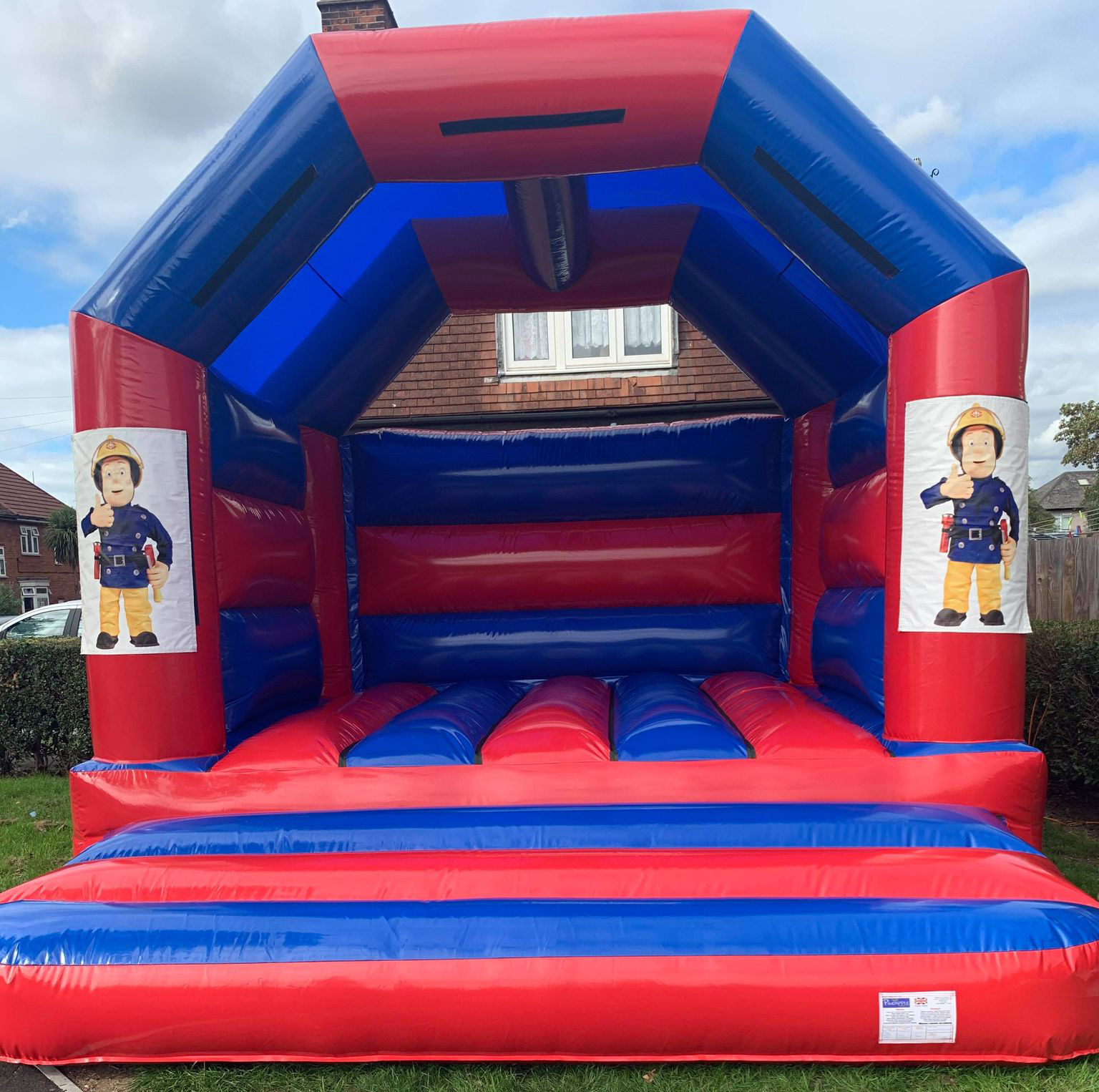 bouncy castles hire
