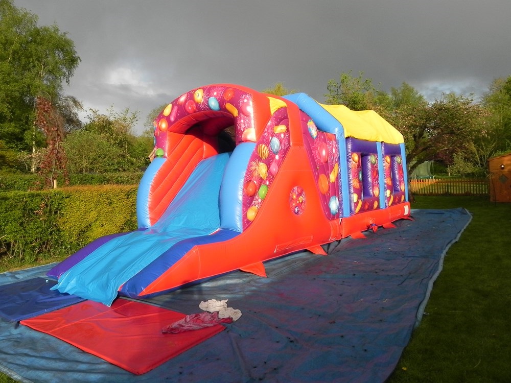 70-long-toxic-inflatables-obstacle-course-nyinflatables