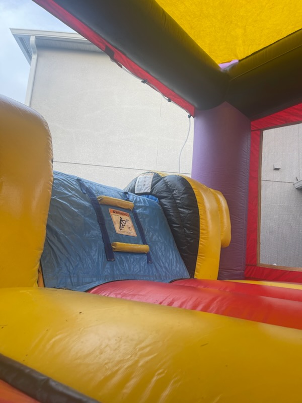 Ninja Combo bounce house - Hire in FL | Gloria James Event Rentals