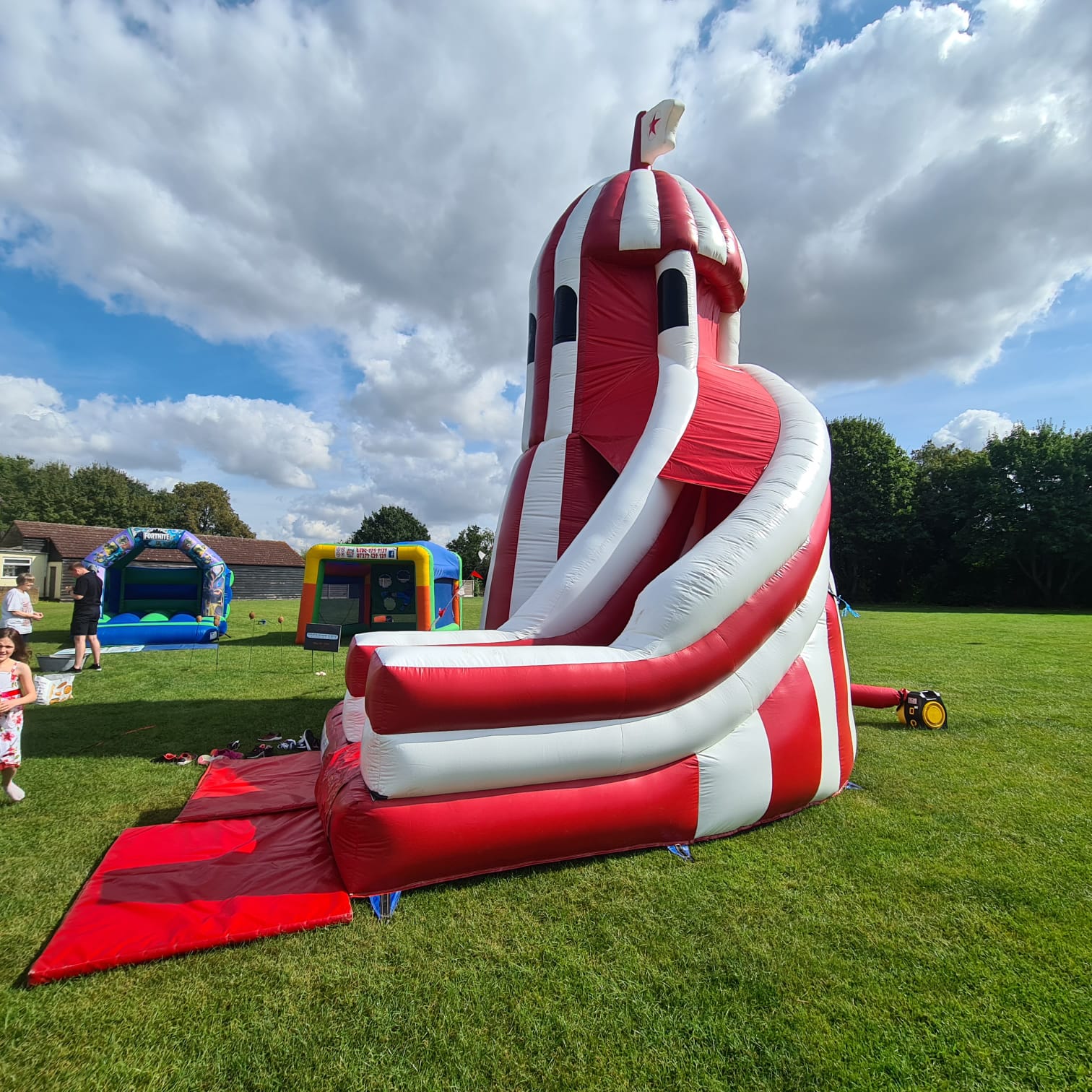 Inflatable Helter Skelter Best Bouncy Castle Hire, soft play hire