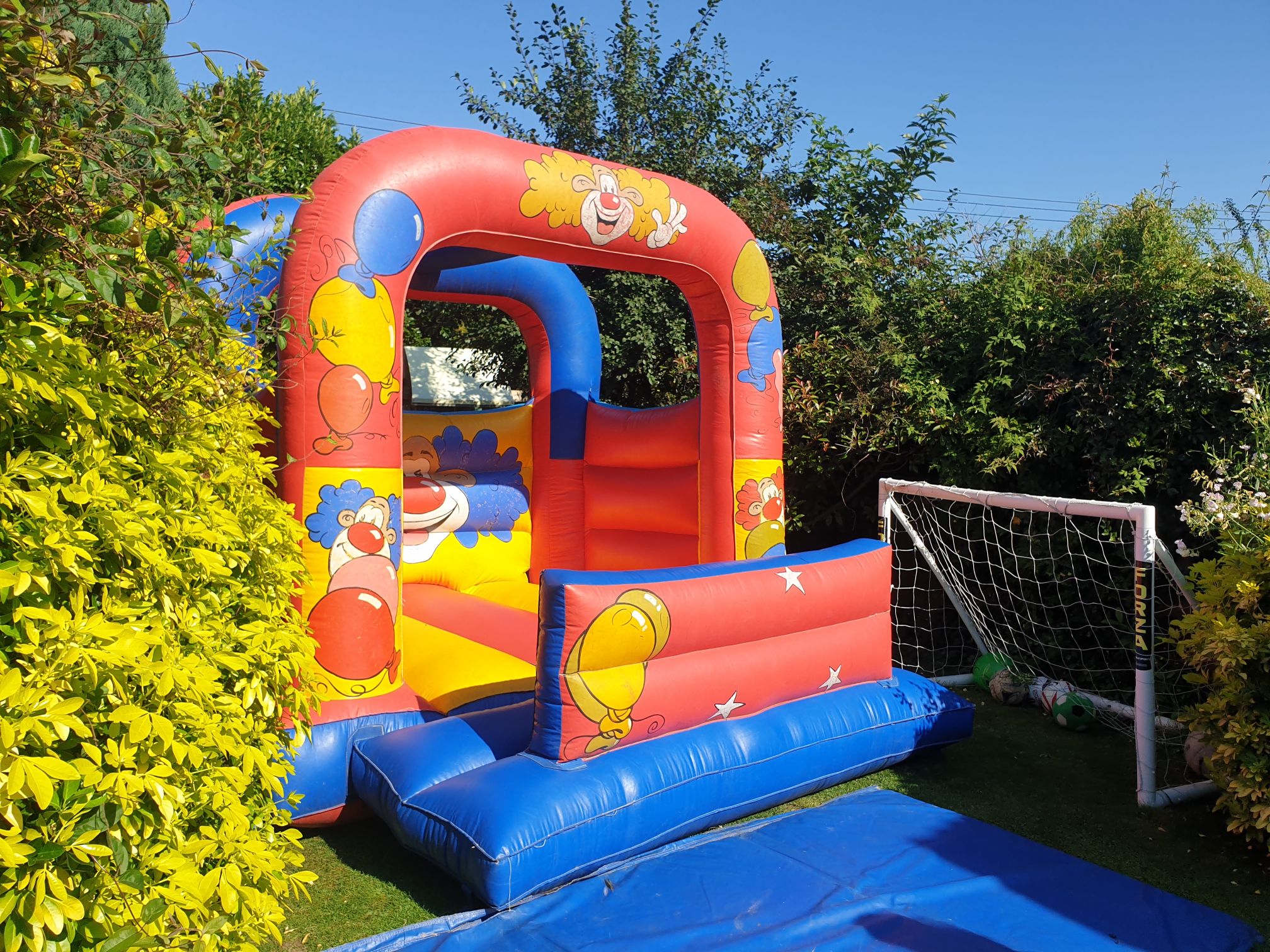 small bouncy castles