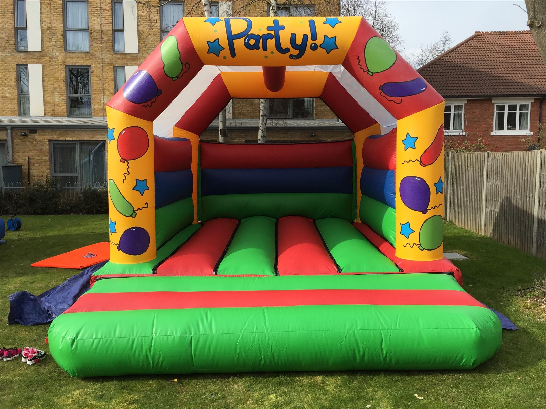 bouncy castle 2 year old