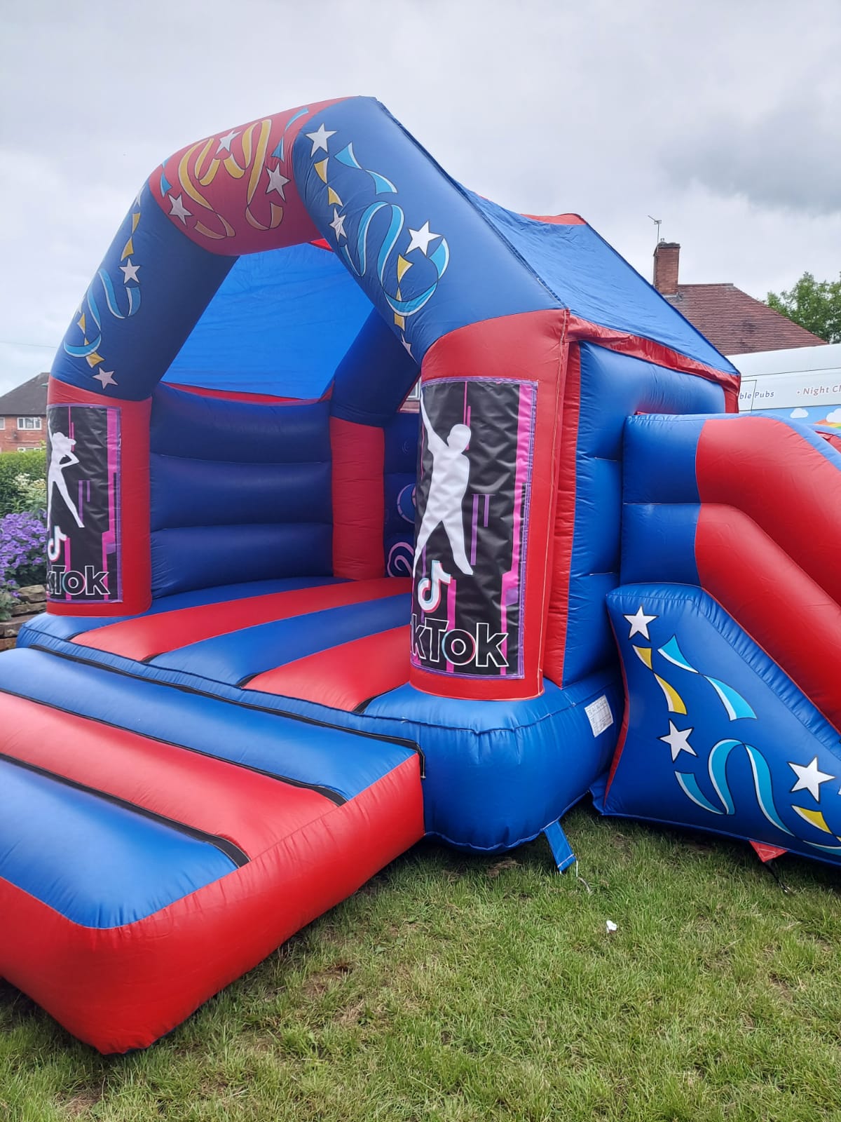 tiktok bouncy castle hire