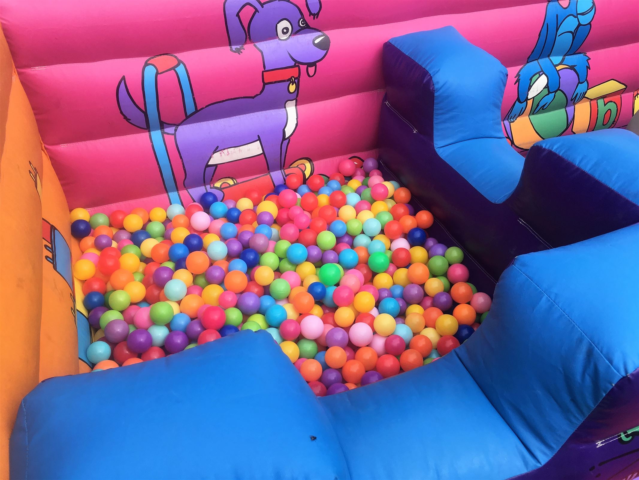 Tots Padded Toy Box (Halls & Events Only) Bouncy Castle Hire