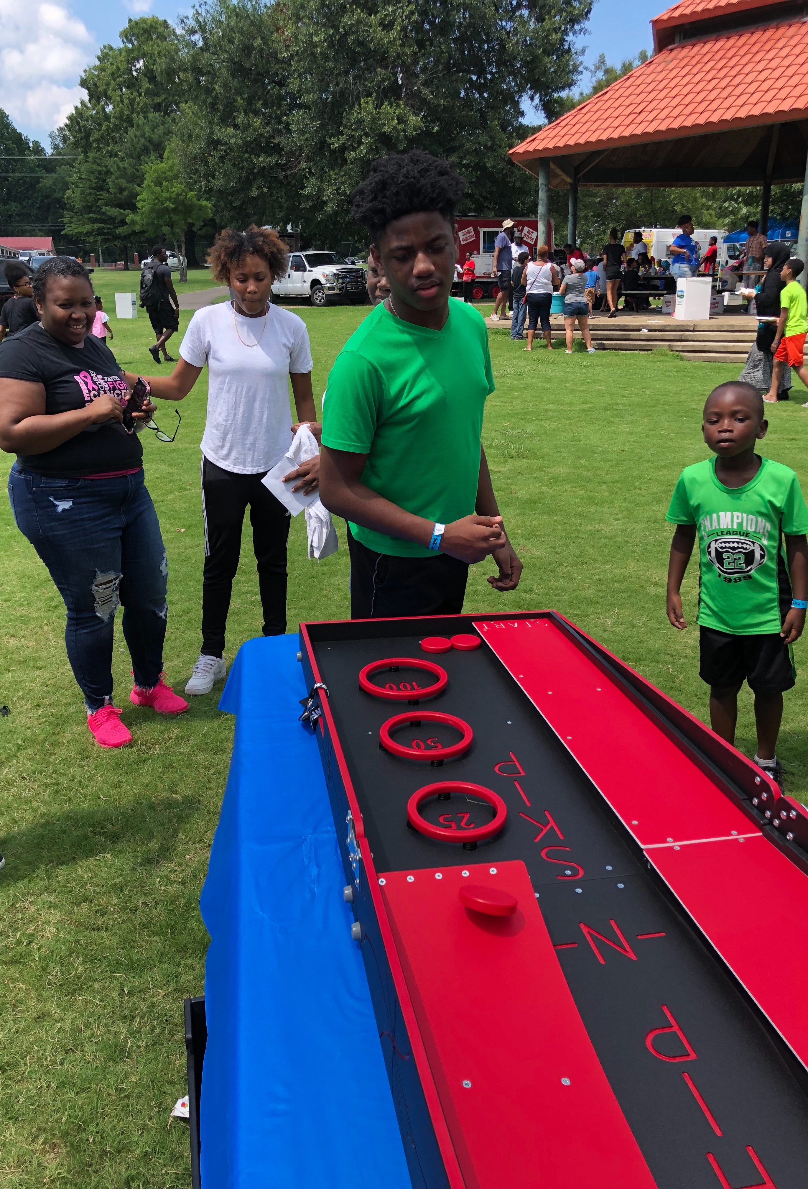Carnival Games In Memphis, TN Whip N Skip BLUFFCITY FUN!!