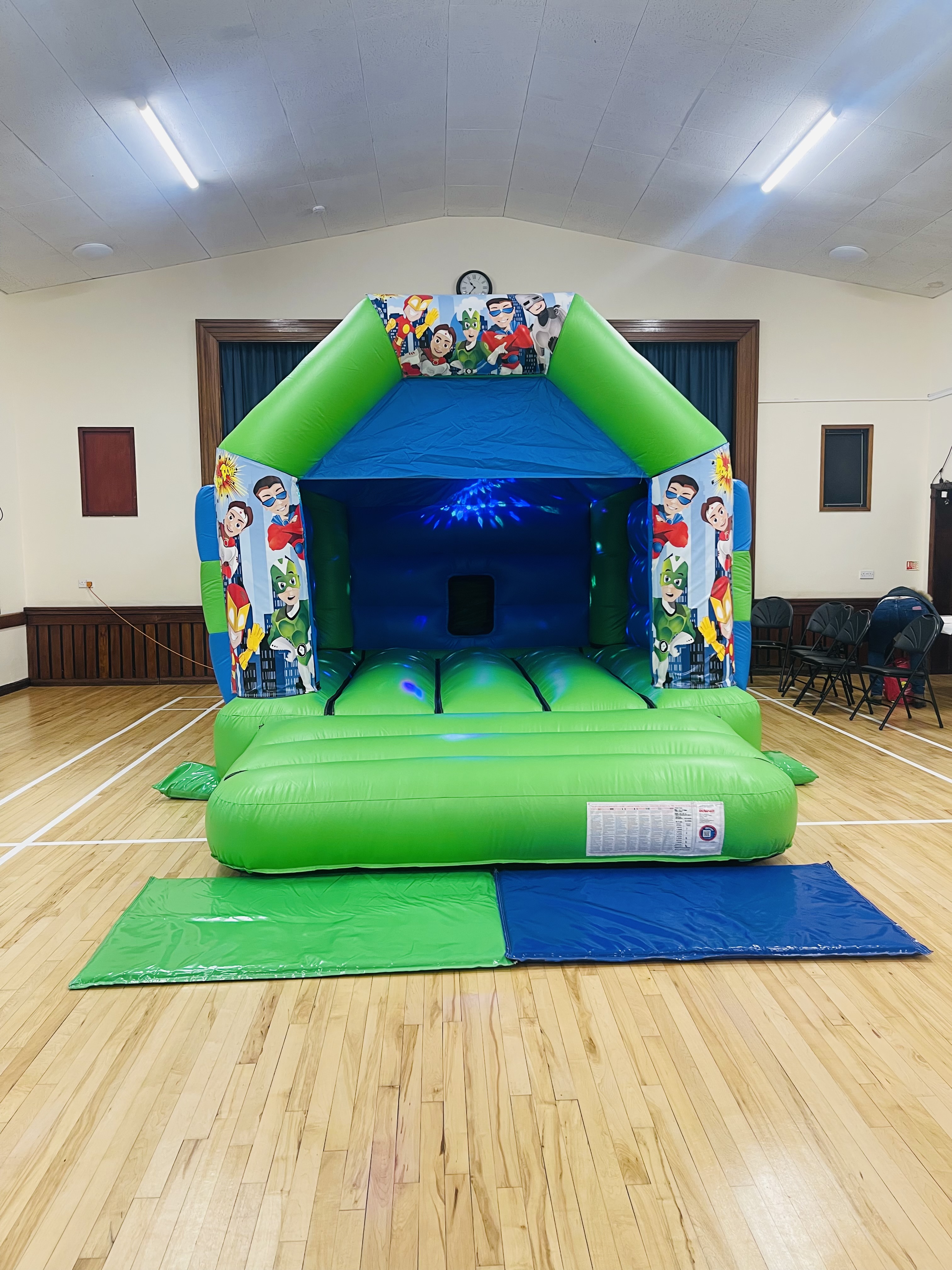 Bouncy Castle Hire in Bicester | Fun, Safe & Affordable