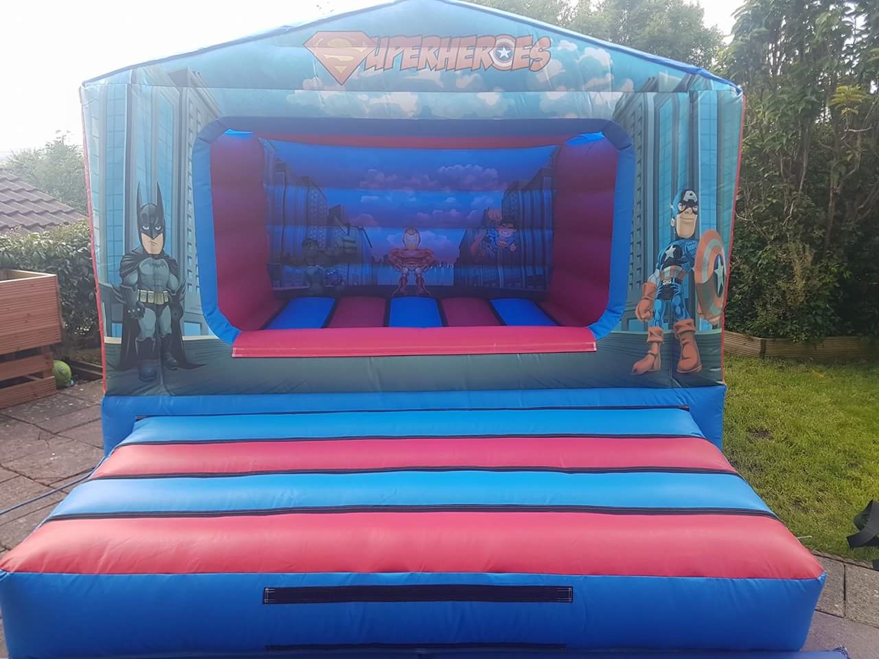 bouncy-castles-bouncy-castle-softplay-and-fun-foods-hire-in-rhondda