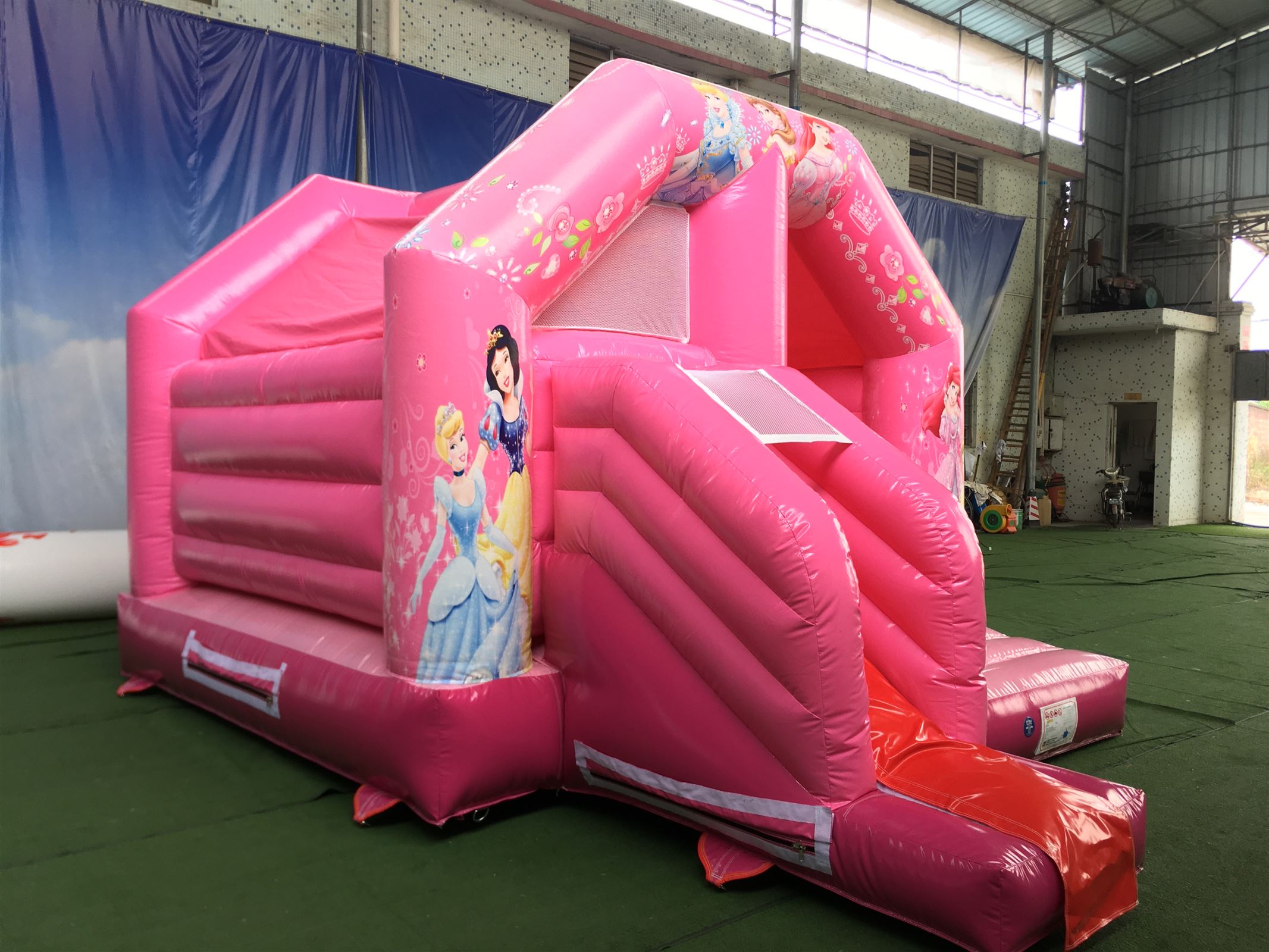 princess bouncy castles