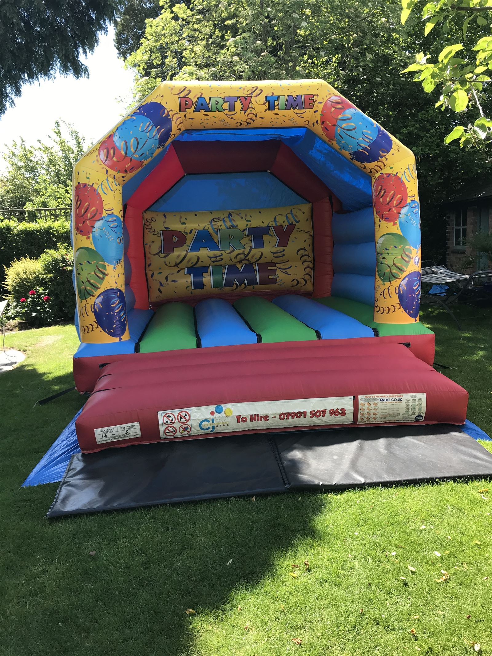 Party Time Bouncy Castle Package - Bouncy Castle Hire in Nottingham