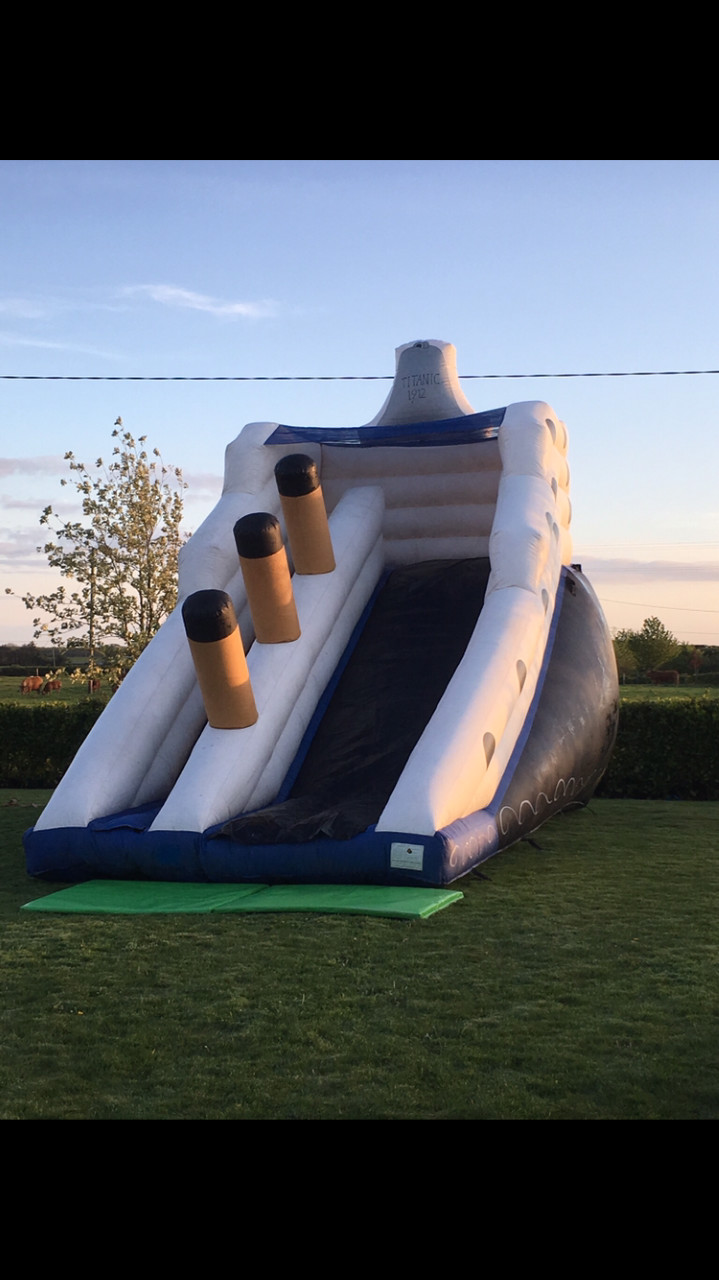 titanic bouncy house