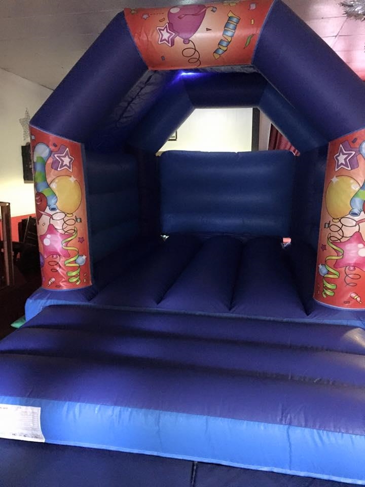 bradmore bouncy castles hire