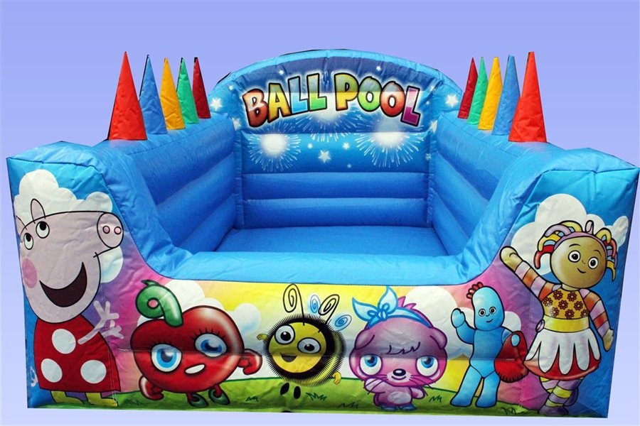 6ft x 8ft Fun Ball Pool - Bouncy Castle Hire in Mansfield, Nottingham,  Derby, & Chesterfield.