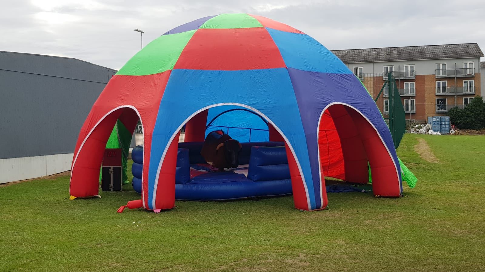 inflatable marquee icerinks.co.uk in UK