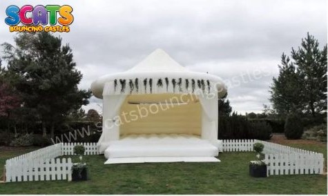 Deluxe Wedding Bouncing Castle **Exclusively for Weddings** SBC190 ...