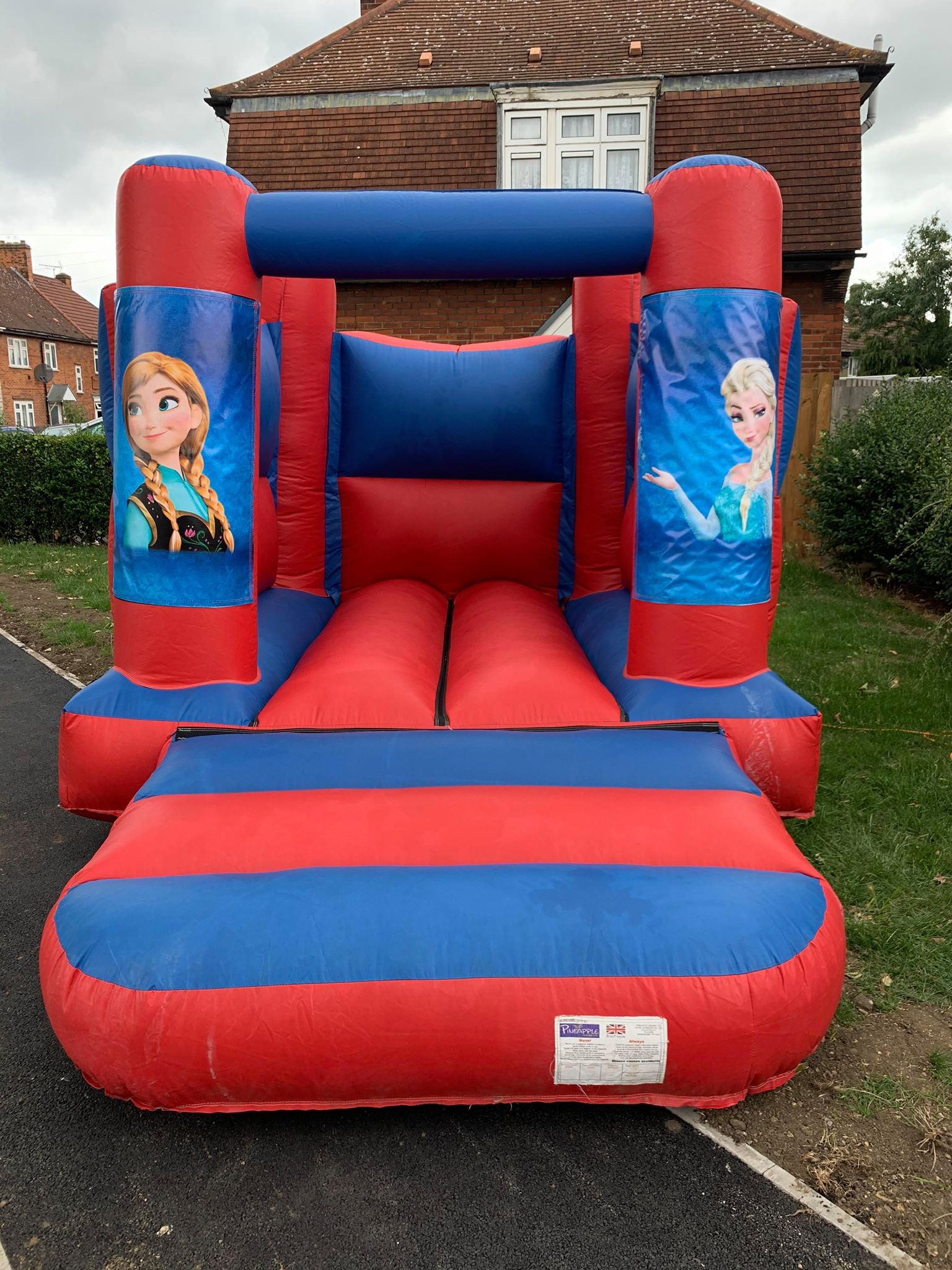 bouncy castles hire