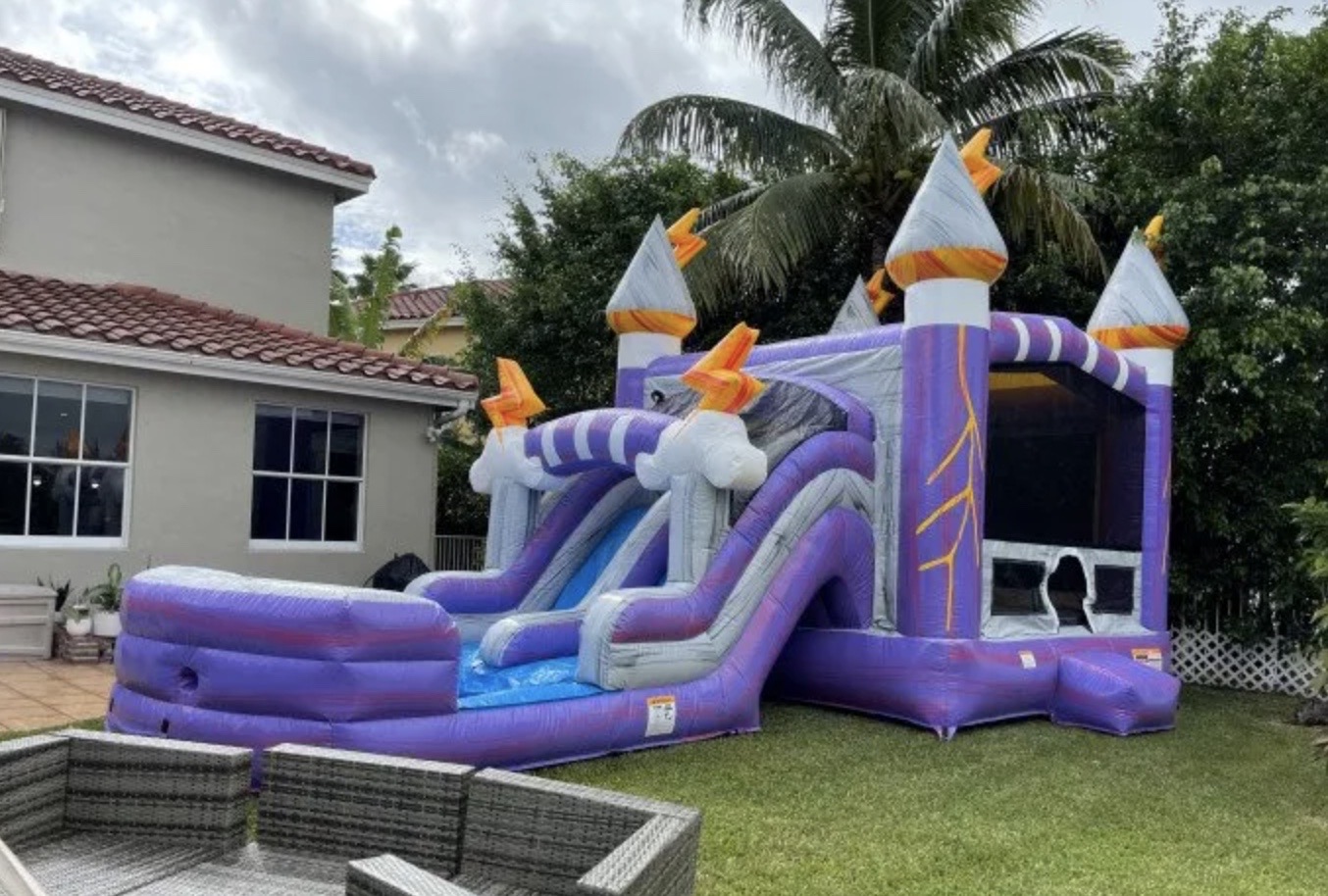 Bolt Combo Bounce House (double lane) PARTY RENTALS in MIAMIDADE