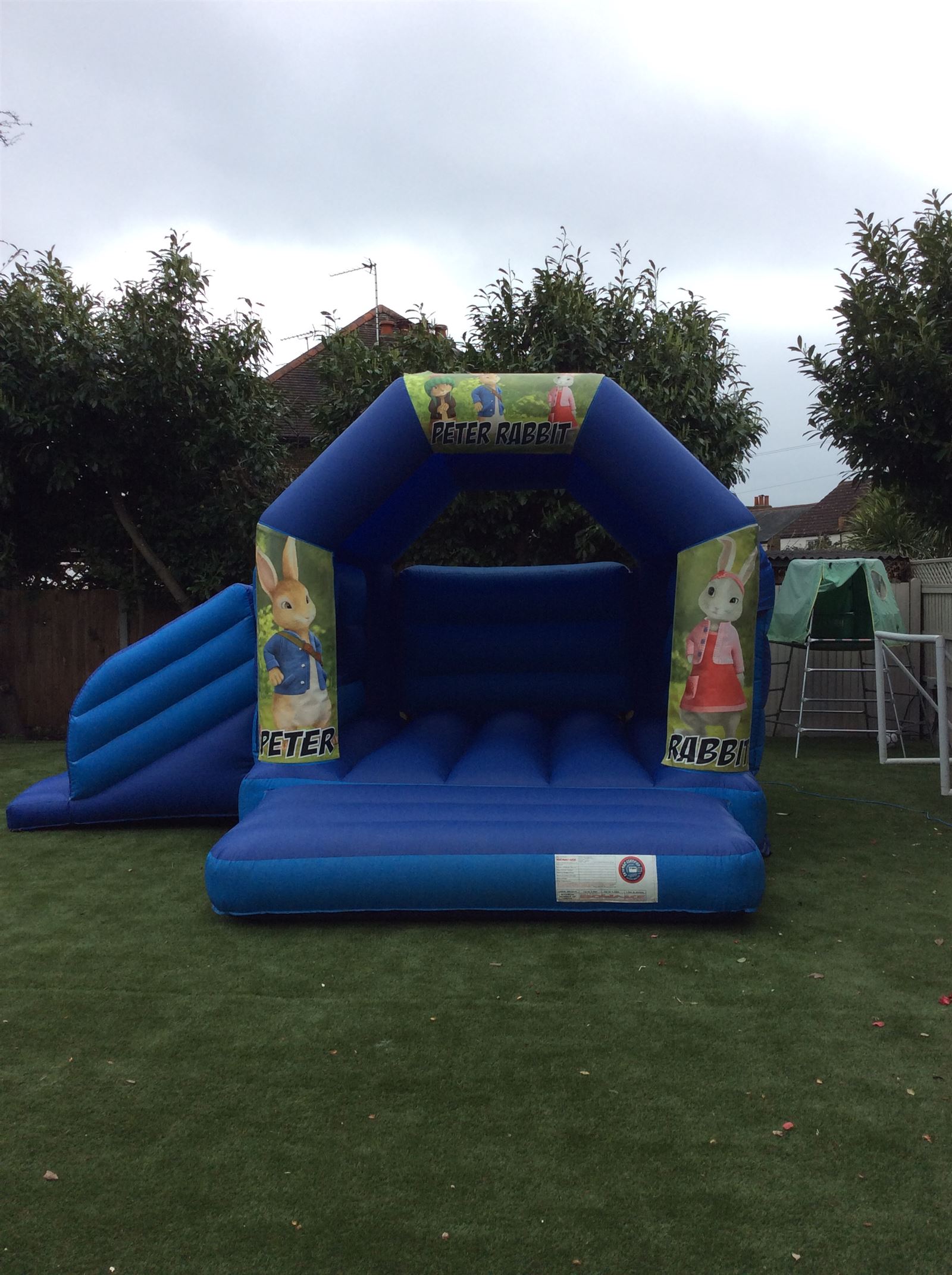 peter rabbit bouncy castle hire