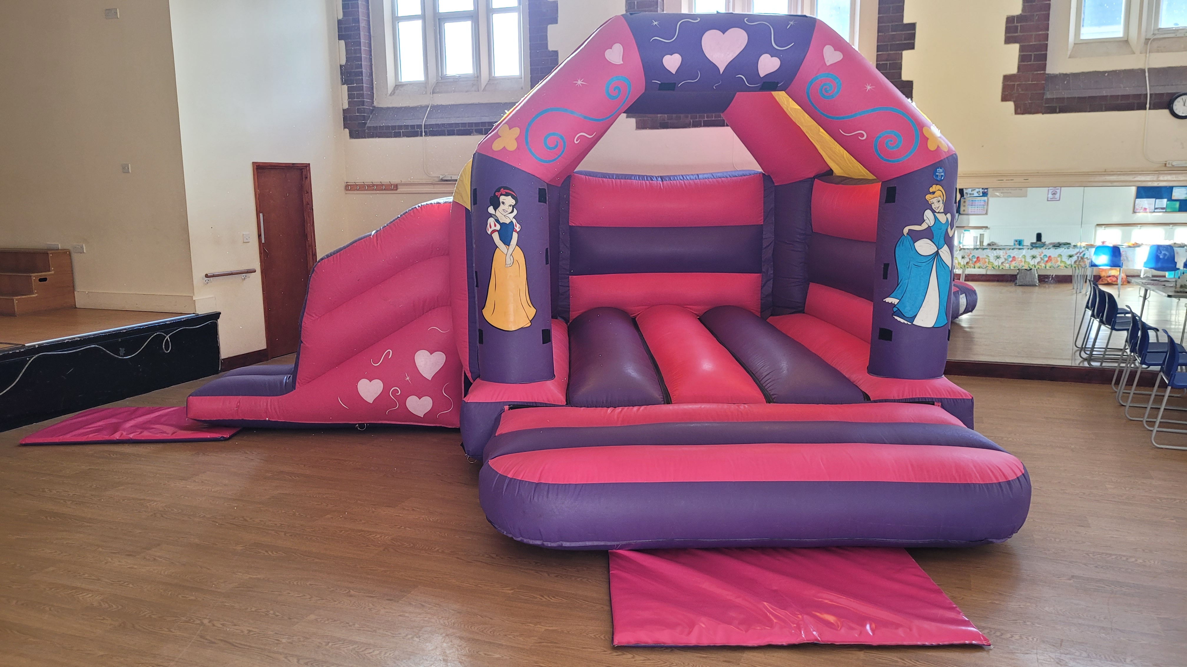 Princess Bouncy Castle Hire | Princess bouncy catsle Bristol