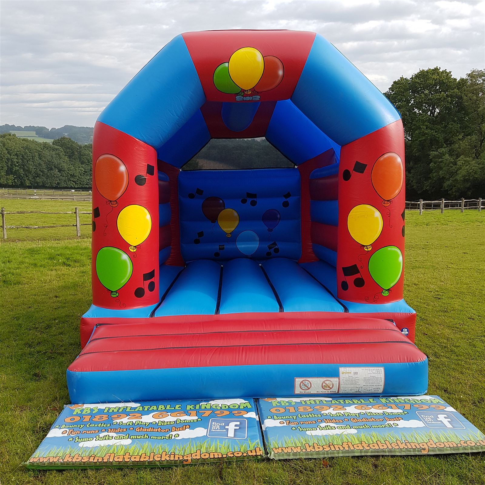 lukes bouncy castle hire