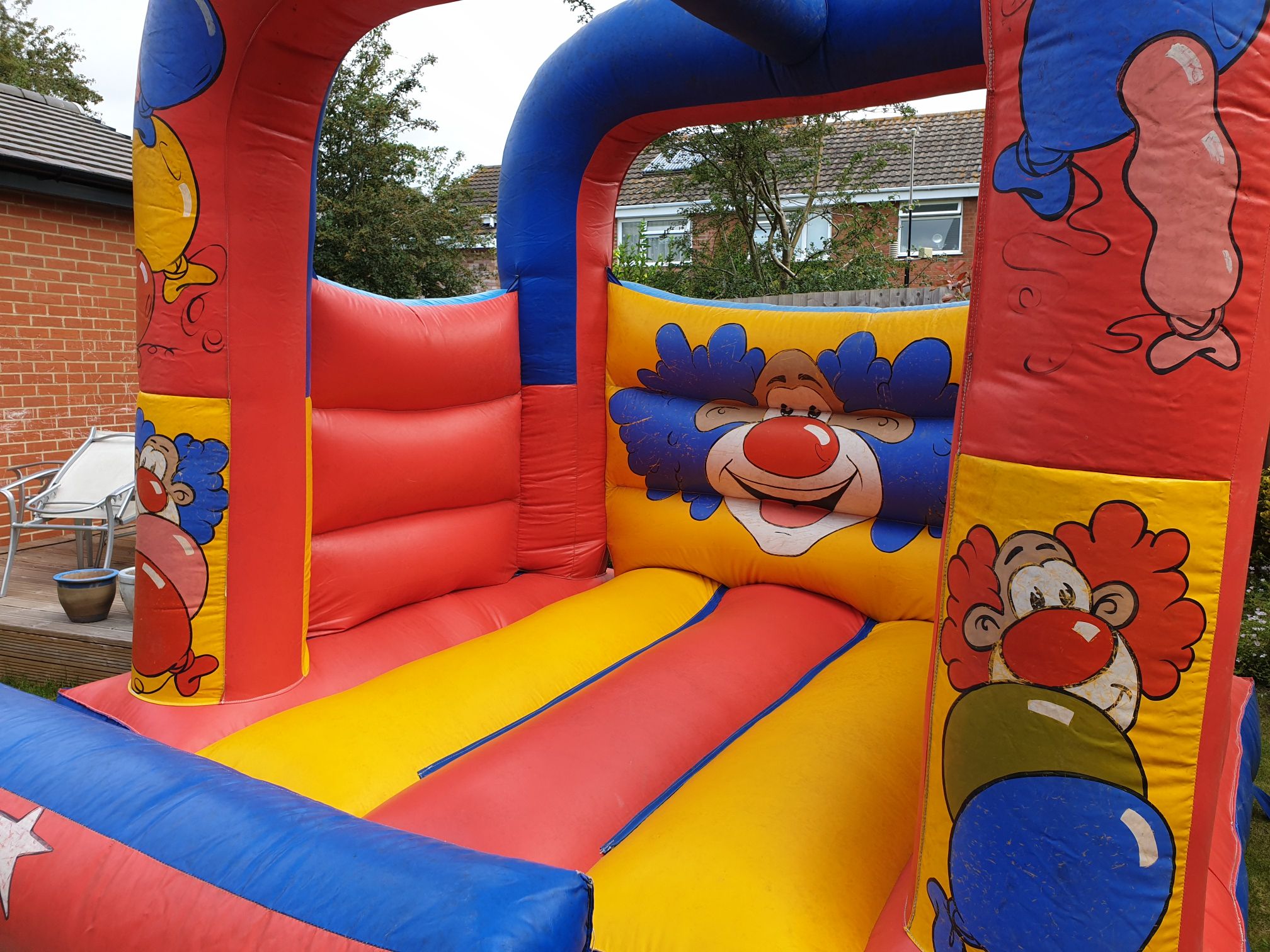 small bouncy castles