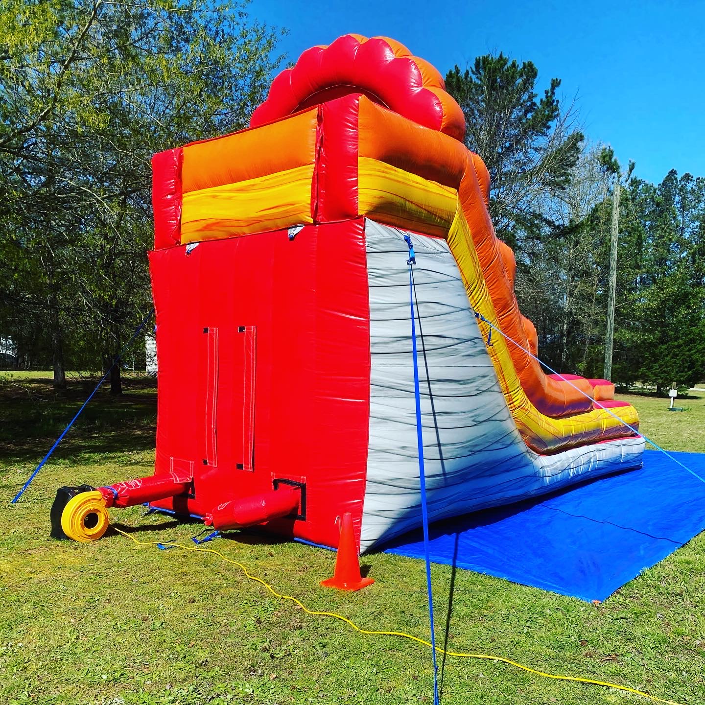 15’ Lava Waterslide Inflatable Rentals in Gray Court, Fountain Inn