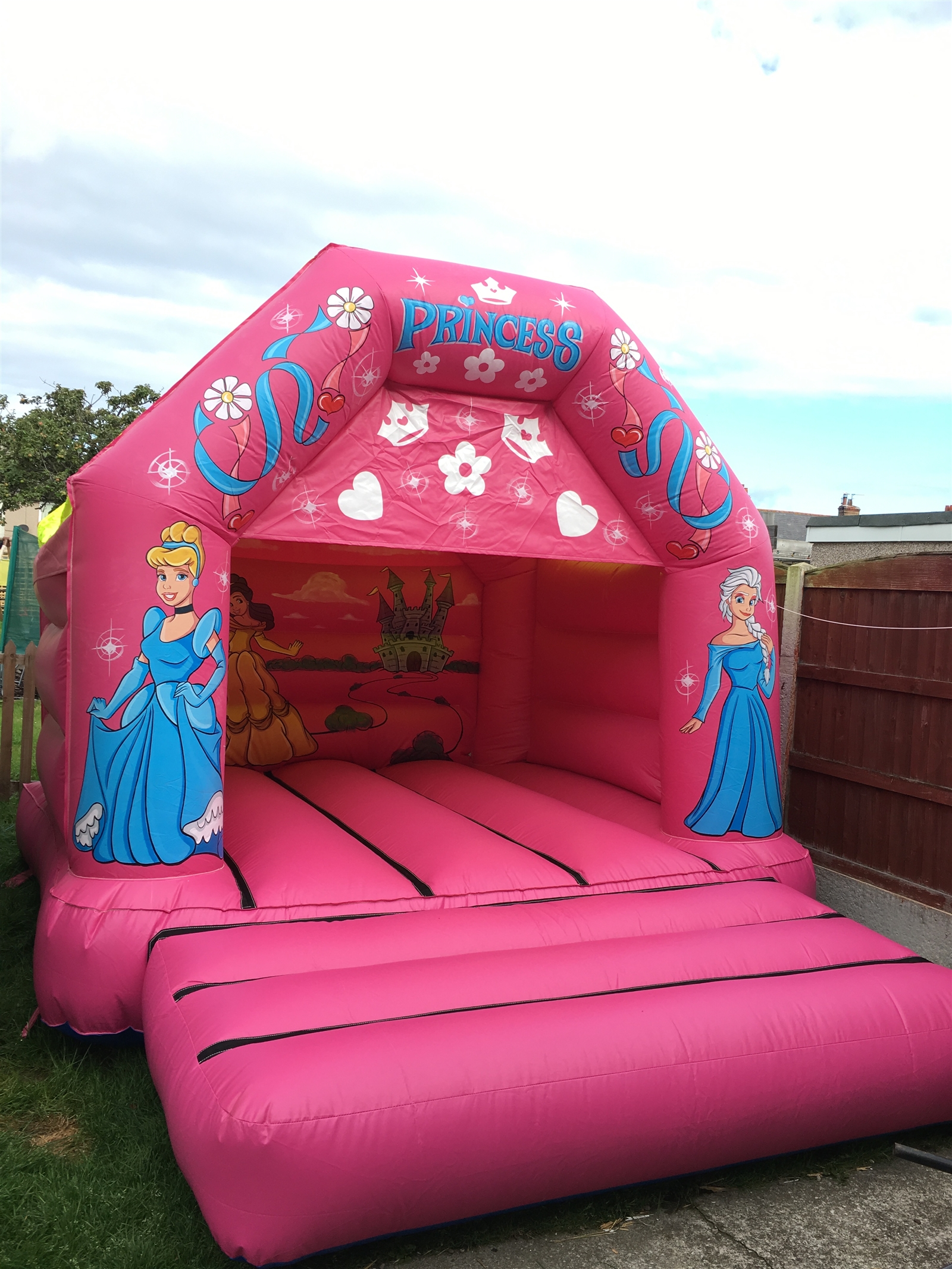 air inflatables bouncy castle