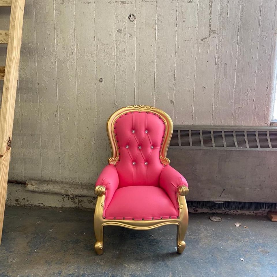 Children Table & Chair Rentals in Detroit