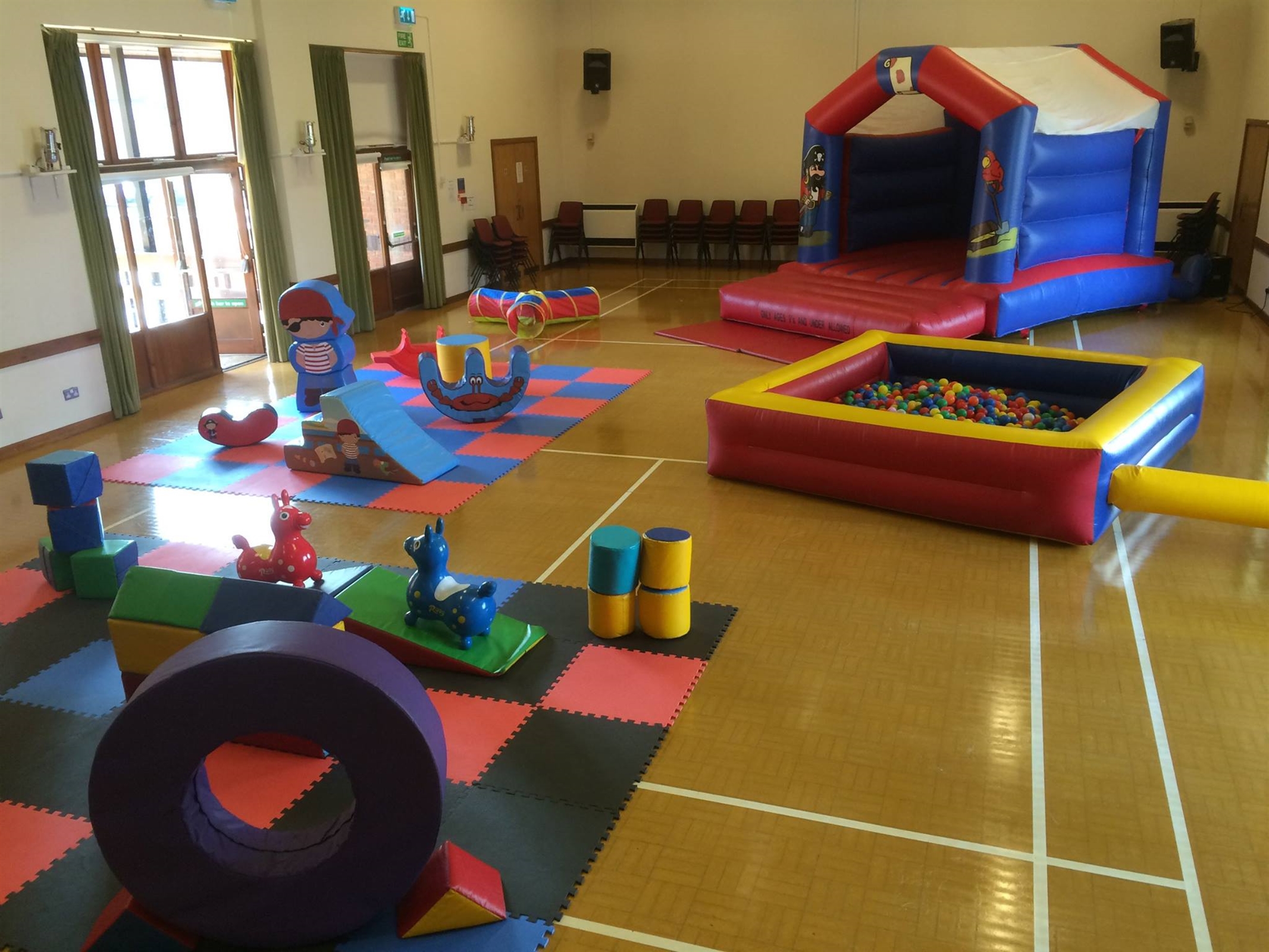 Bouncy Castle & Soft Play Hire in Crawley, Horsham, East Grinstead