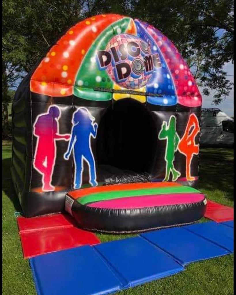 Disco Domes - Best Bouncy Castle Hire service in Liverpool | Inflatimates