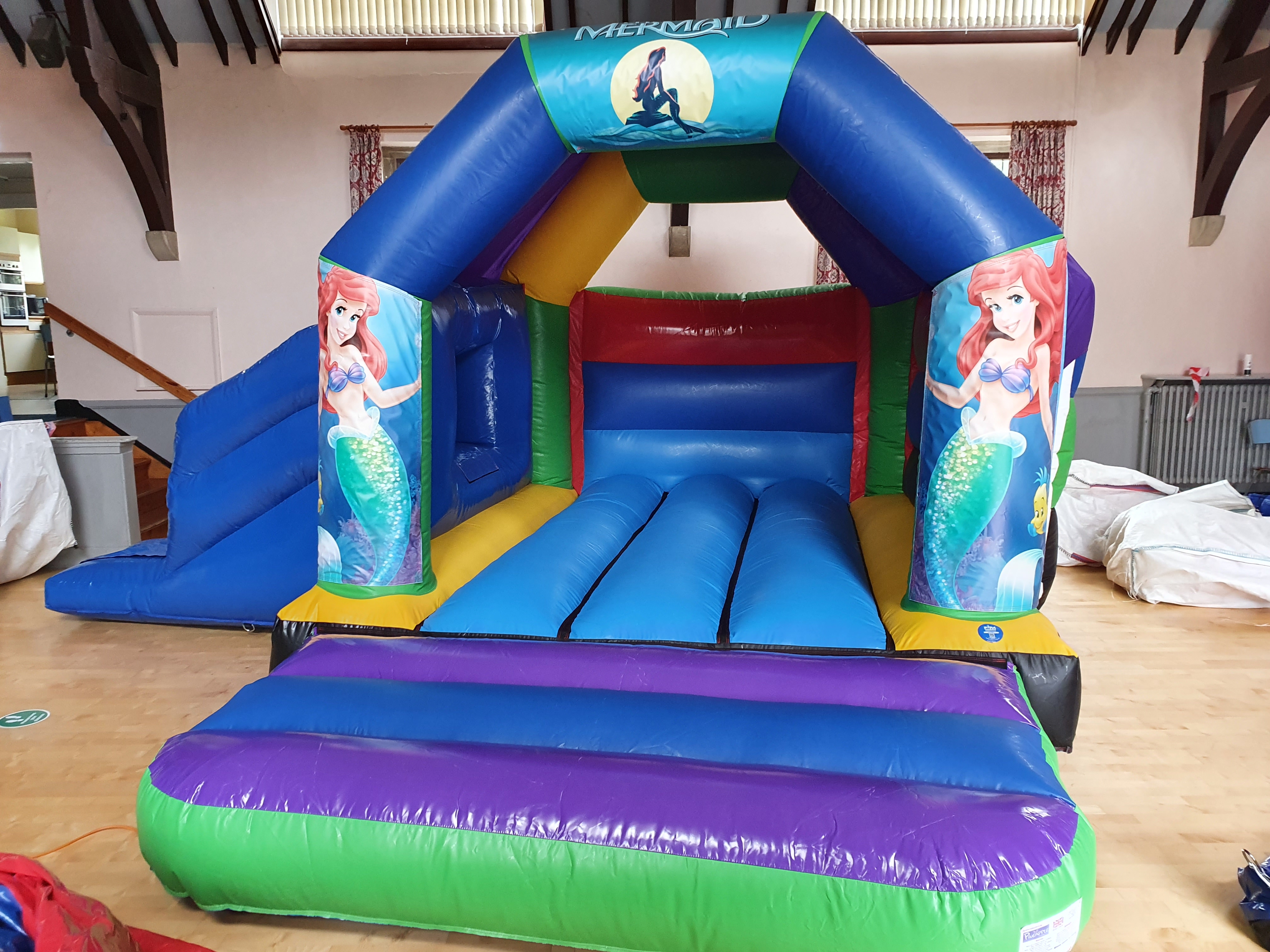 bouncy castle with slide to hire