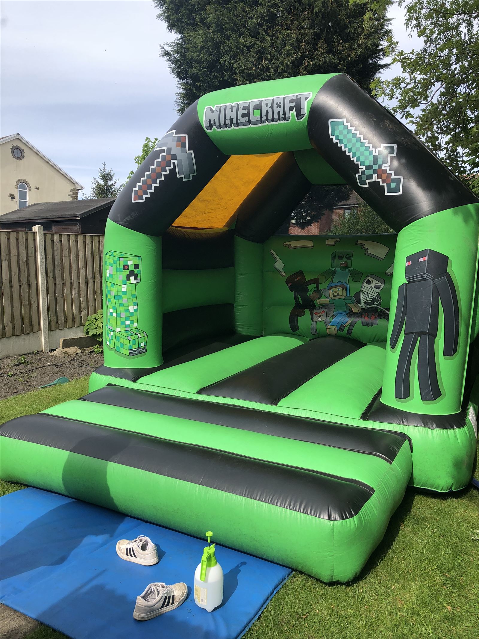 minecraft bouncy castle