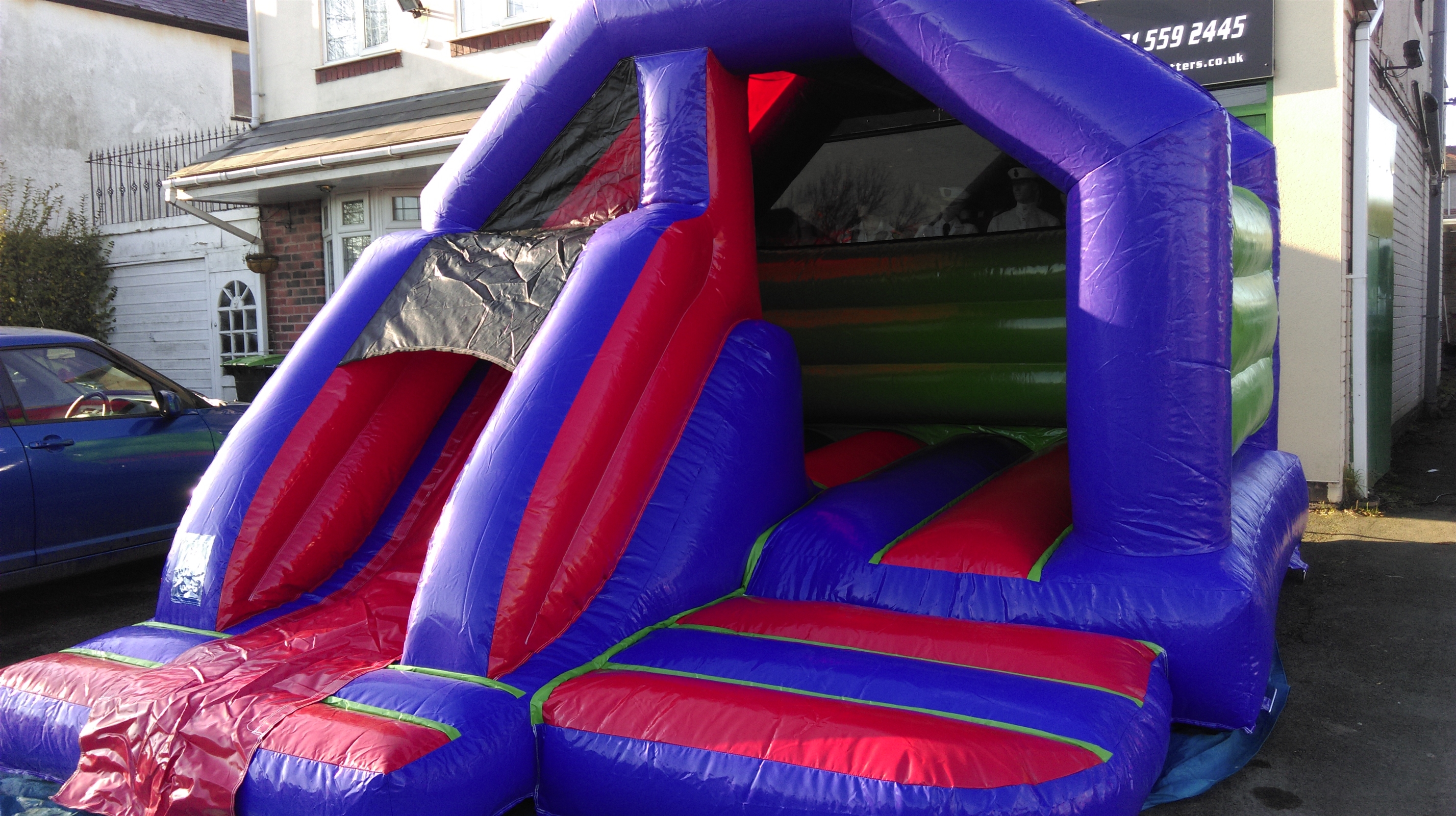 jumping jacks bouncy castle hire