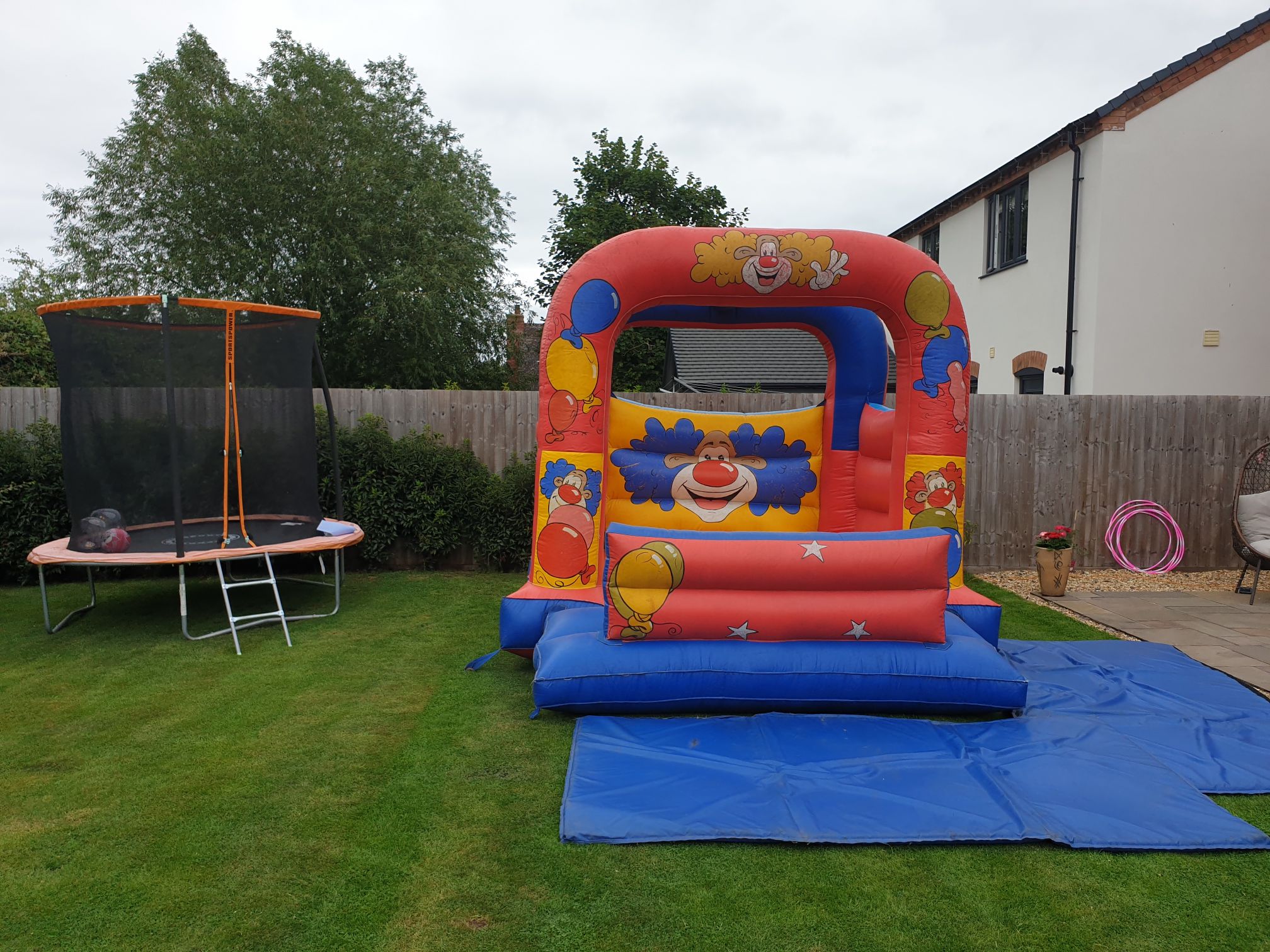 small bouncy castle to hire