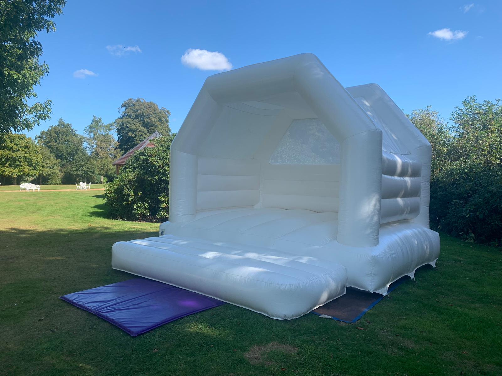 bouncy castle hire for wedding