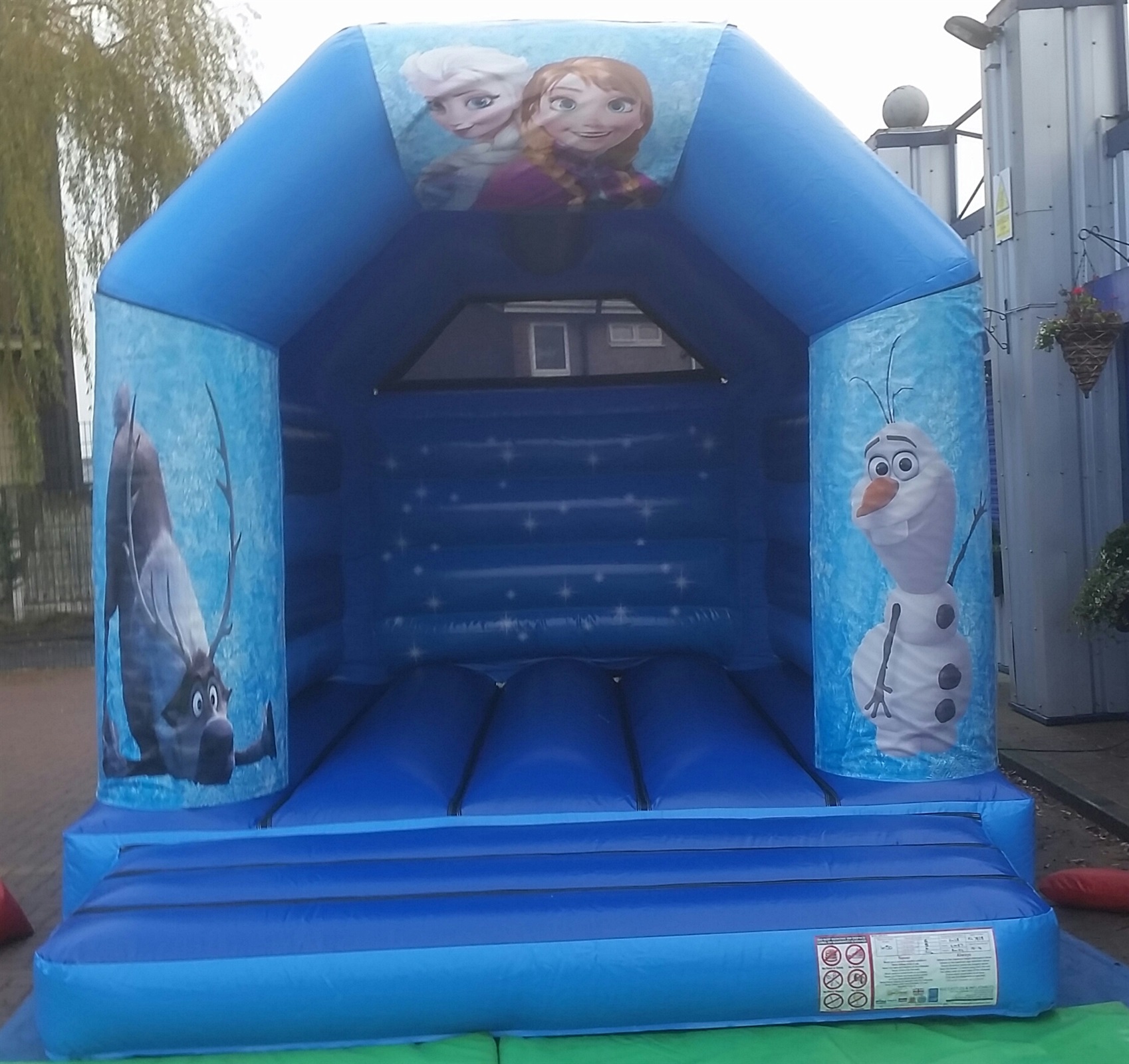 bouncy castles rental