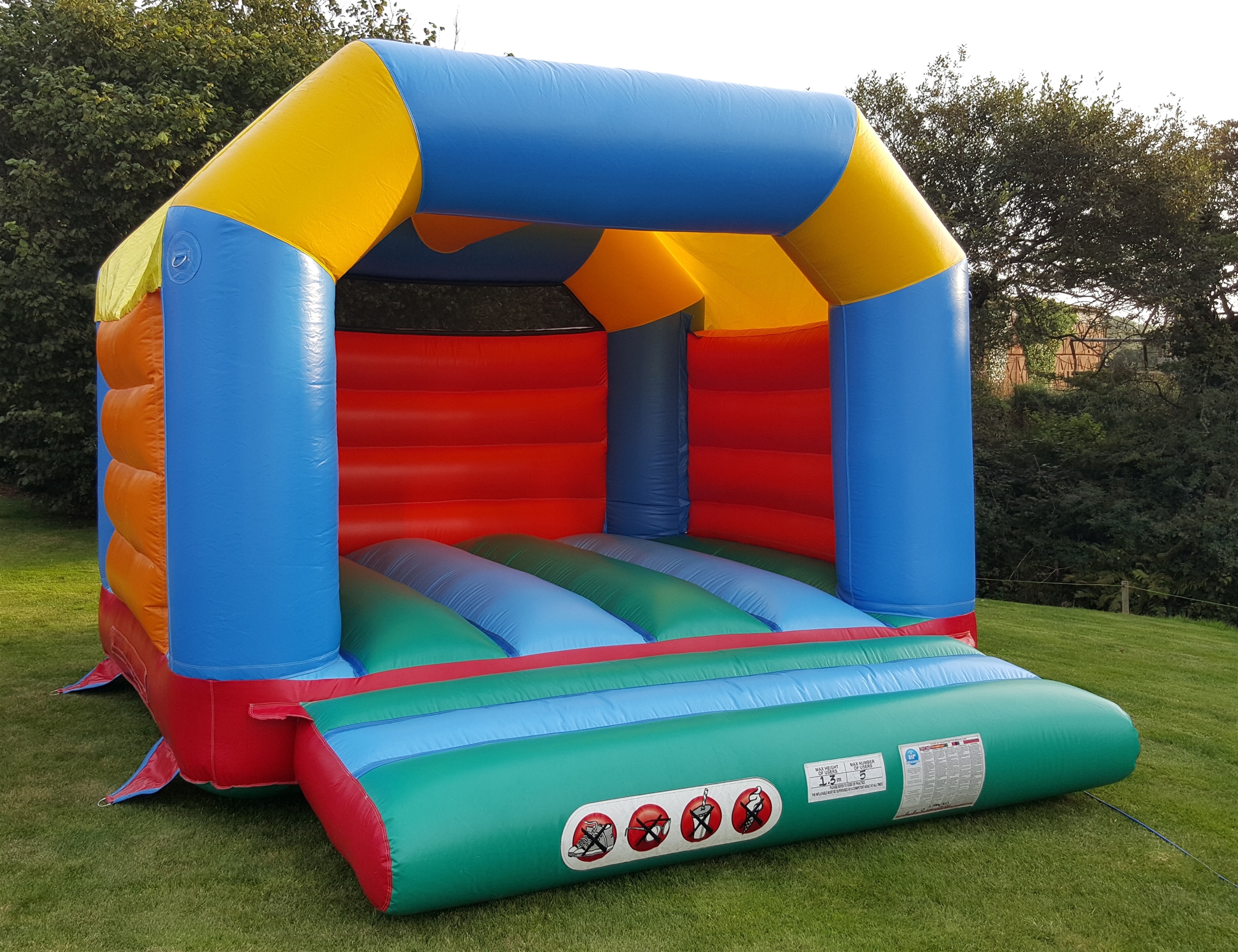 bouncy-castles-wexford