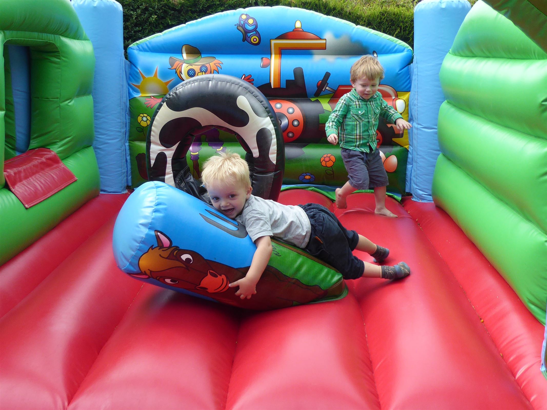 Tot's Farm Bouncy Castle Hire in Kent, Surrey, South London.