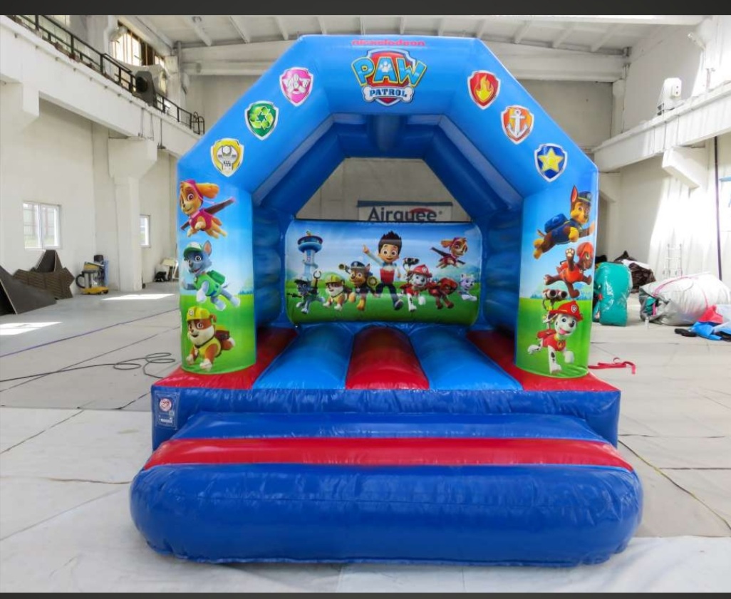 childrens bouncy castles