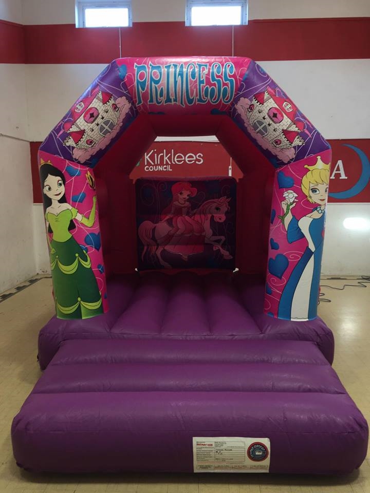 indoor inflatable castle