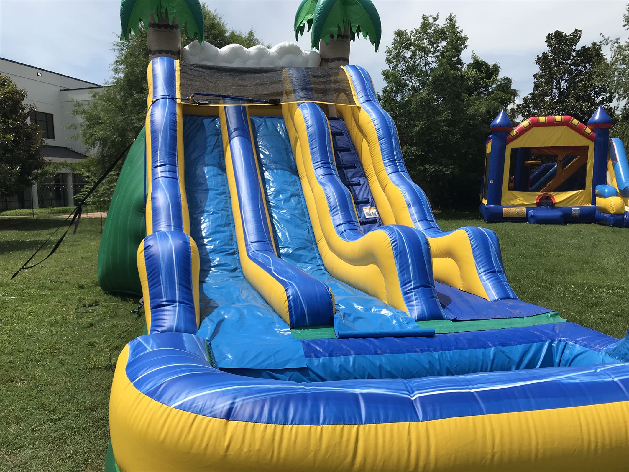 30ft inflatable water slide