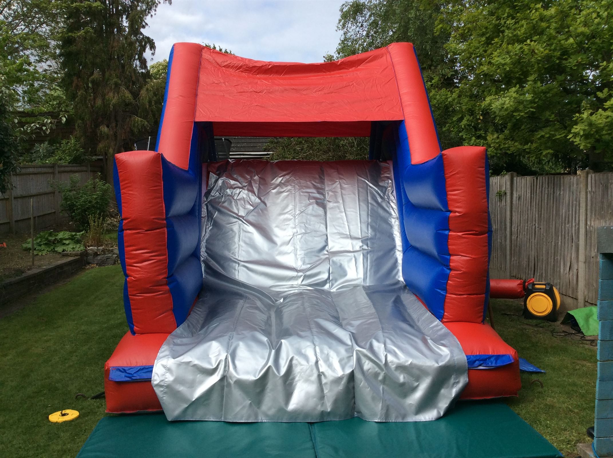 bouncy castle 6ft