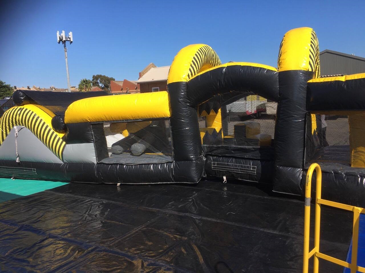 Xtreme Fun Run 5 Obstacle Course Bouncy Castle Hire and Water Slides