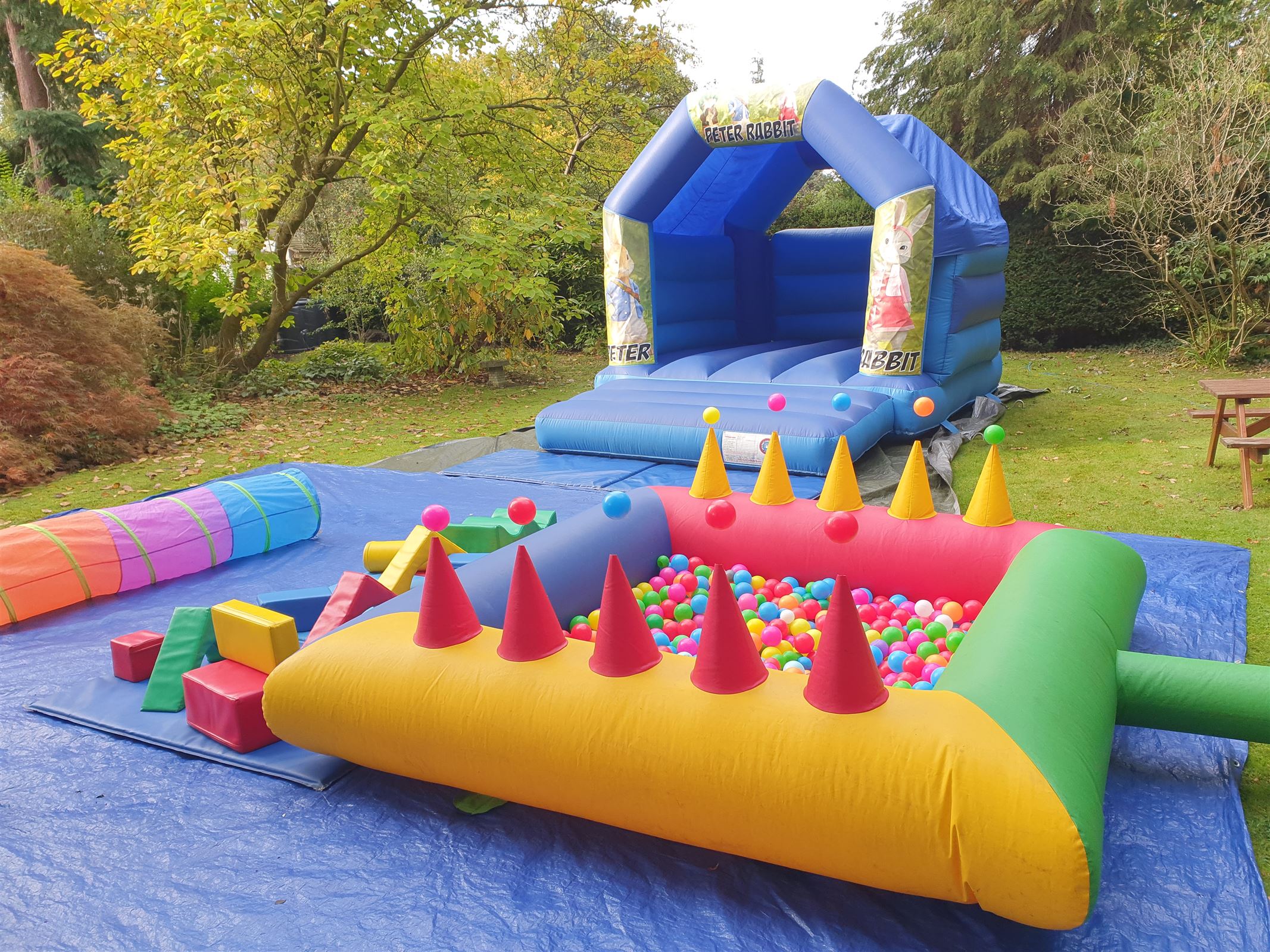 peter rabbit bouncy castle hire