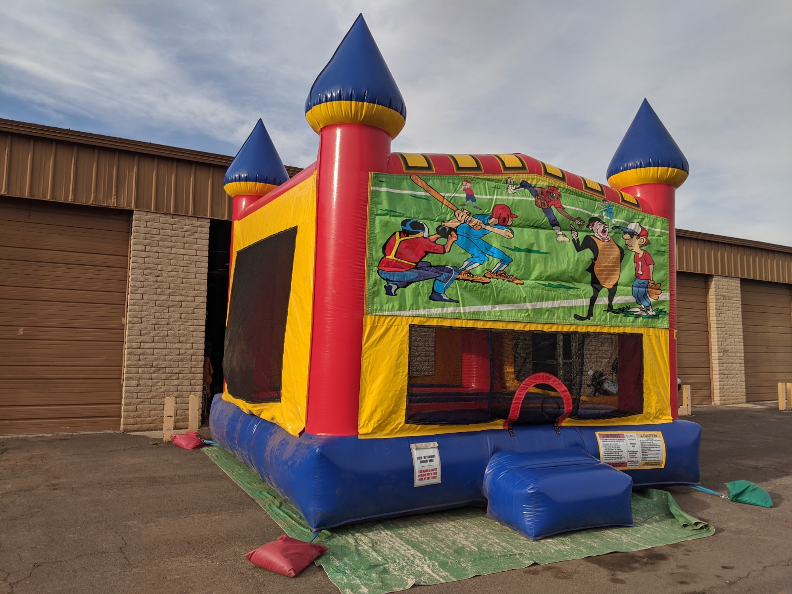 baseball-bounce-house-party-ideas