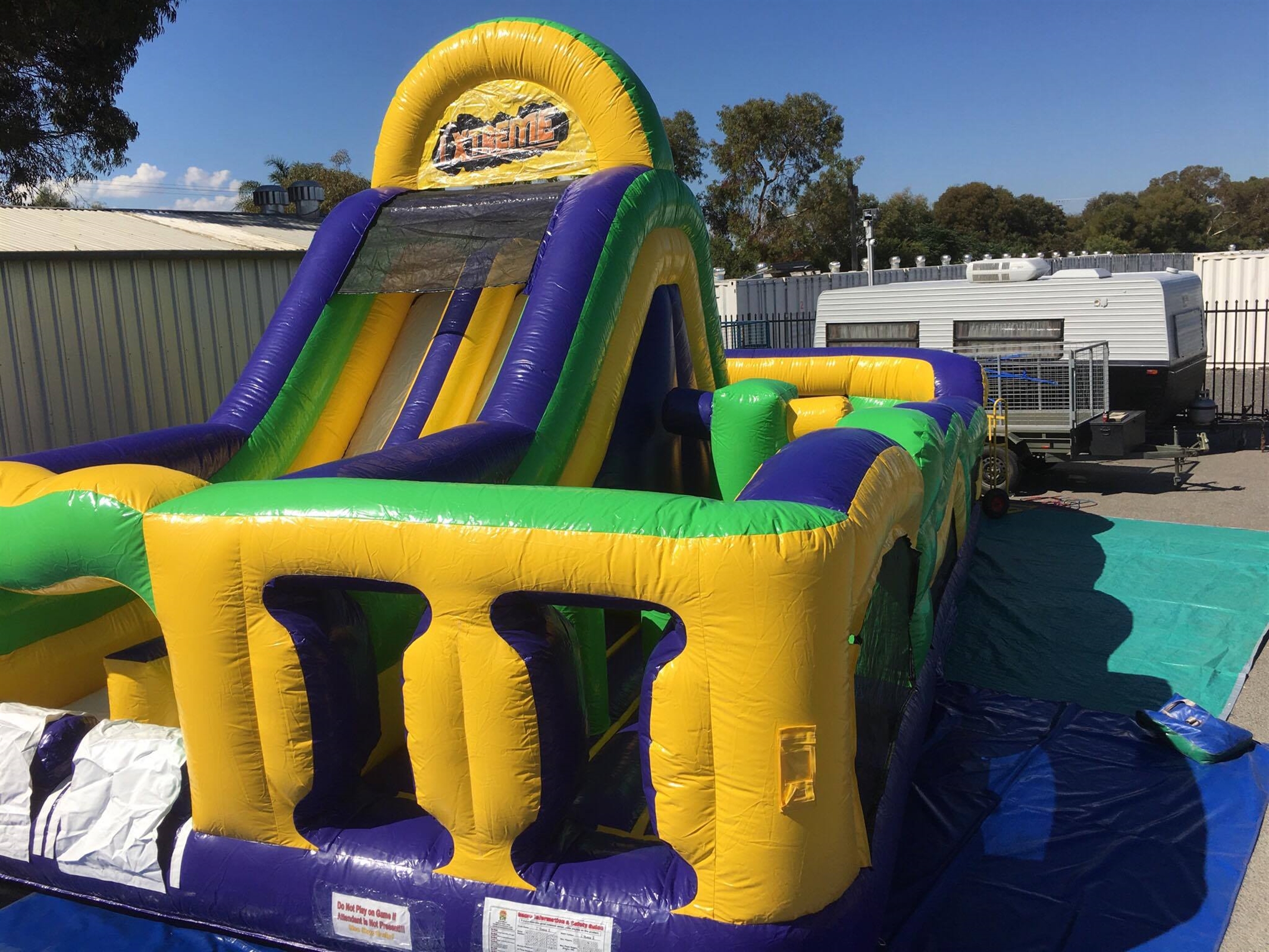 I Xtreme Obstacle Course Jumping Castle Hire in Perth