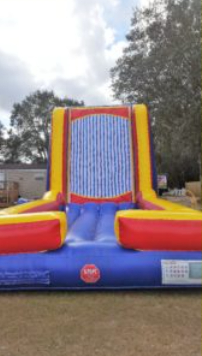 Obstacle Courses and Games Best Hire service in florida jumping 4 joy