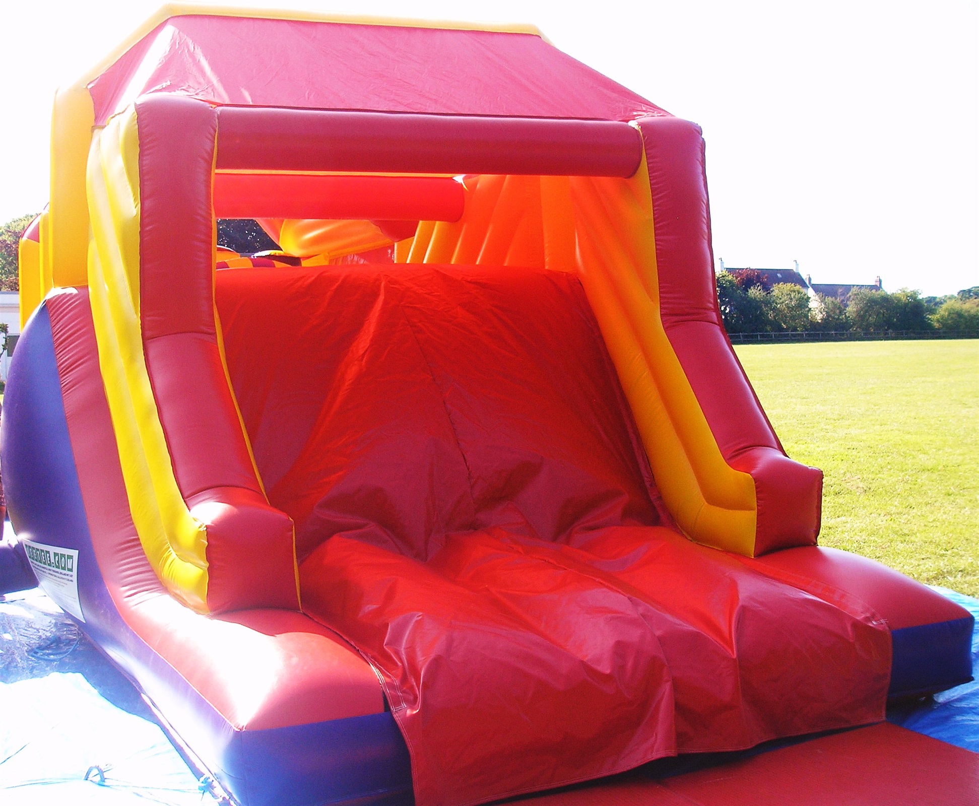 slides-and-bouncy-castle-slide-combinations-for-hire-bouncy-castle