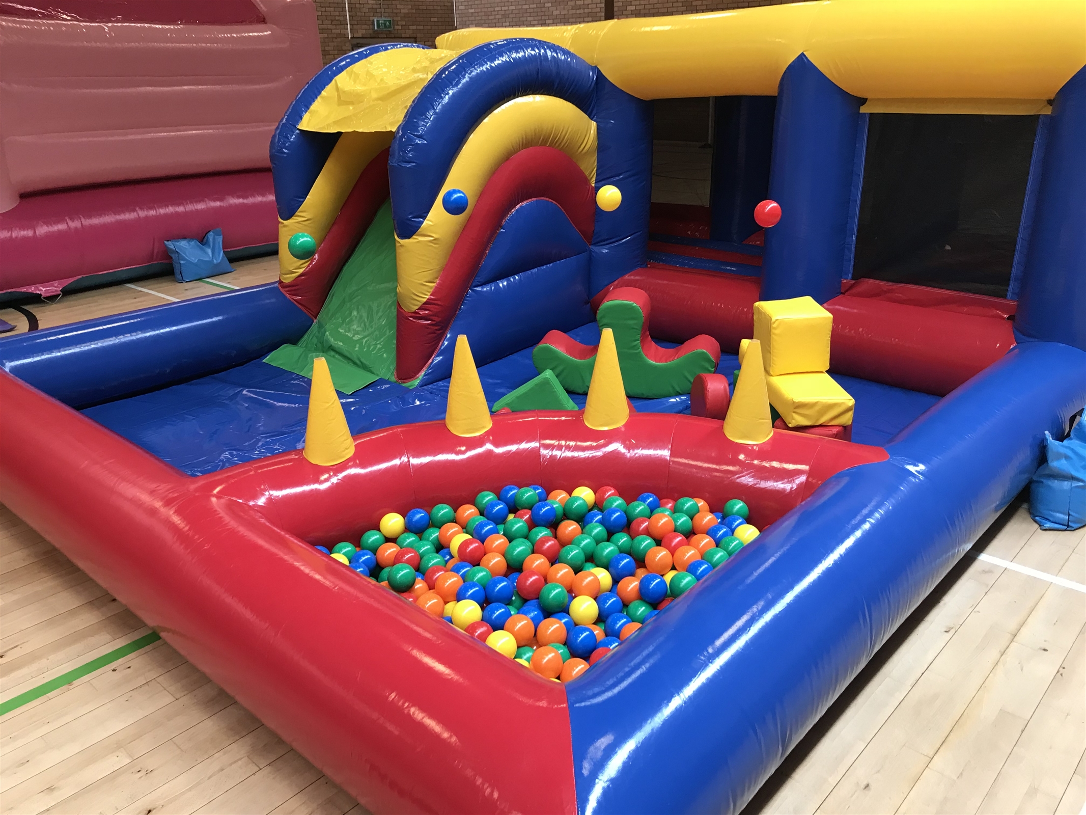 Toddler Soft Play Arena Best Children's Party Entertainment, Bouncy Castles & Magic Shows