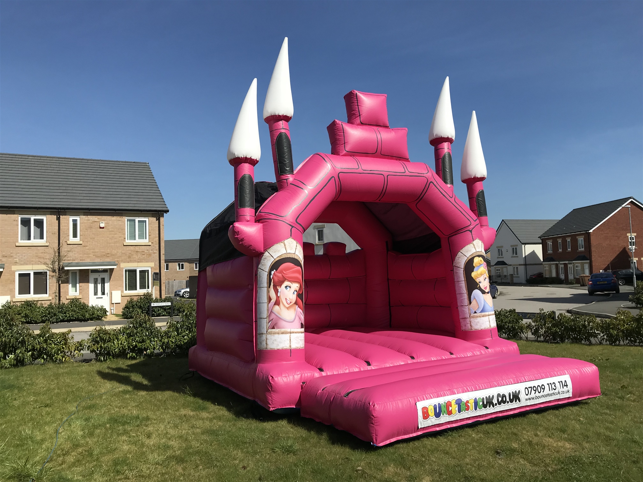 Princess Fortress Bouncy Castle Hire Liverpool St Helens Widnes Princess Fortress Bouncy Castle Hire Liverpool St Helens Widnes
