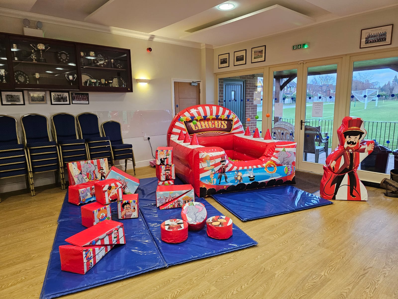 Deluxe circus package - Bouncy Castle Hire & Soft Play Hire in ...